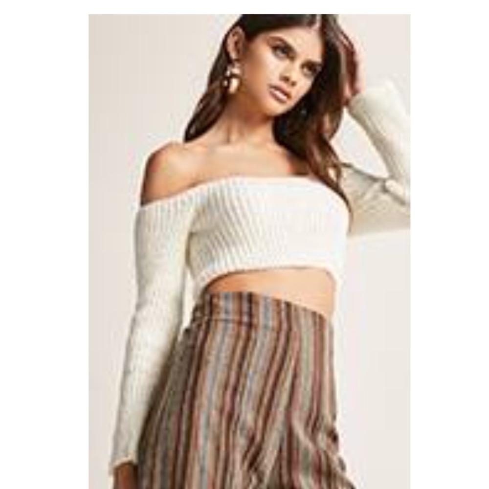 Crop Sweater - Picture 5 of 6